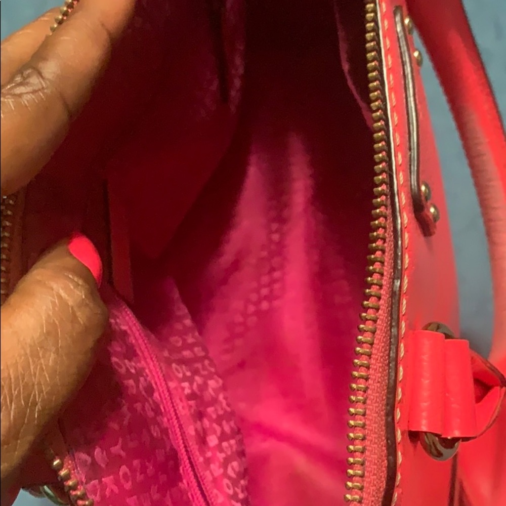 Purse with matching wallet a lil wear on handles - Picture 5 of 6